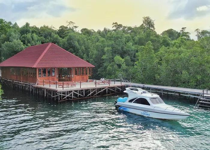 Coriana Dive Resort